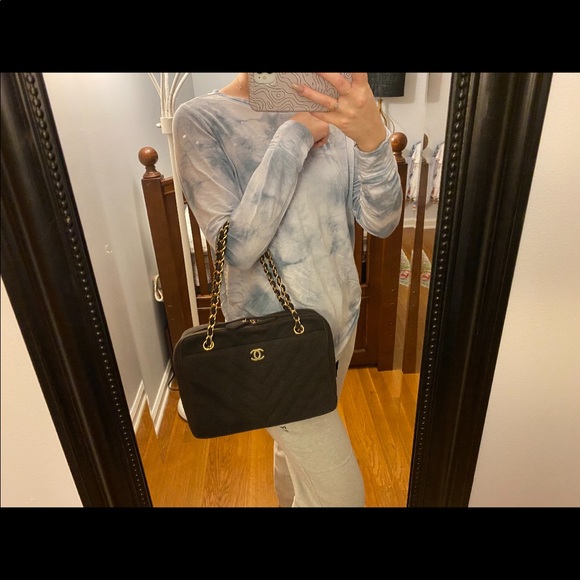 AUTHENTIC CHANEL handbag - Picture 10 of 10